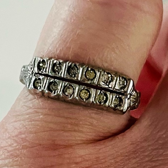 Sterling Silver Double Row Marcasite Band Ring, Size 6 - Picture 11 of 14